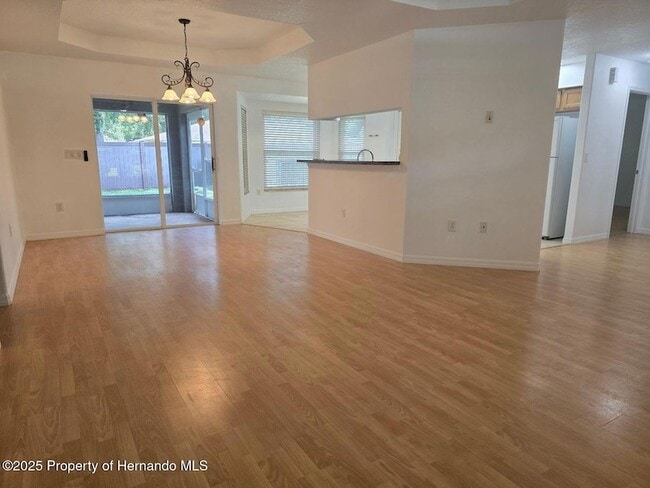 Building Photo - 542 Fairbanks Rd