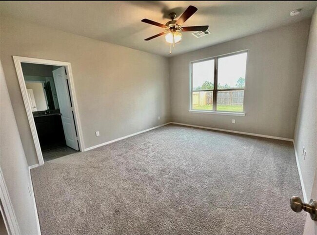 Building Photo - 14536 Jelly Pnes Dr