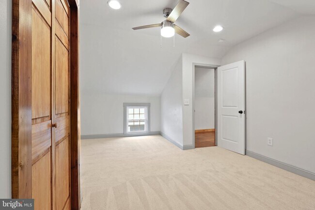 Building Photo - 3502 Buena Vista Ave