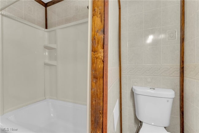 Building Photo - 11217 Florian Ave