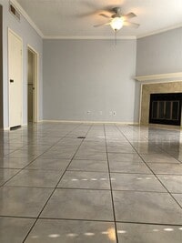 Building Photo - 921 Marine Dr