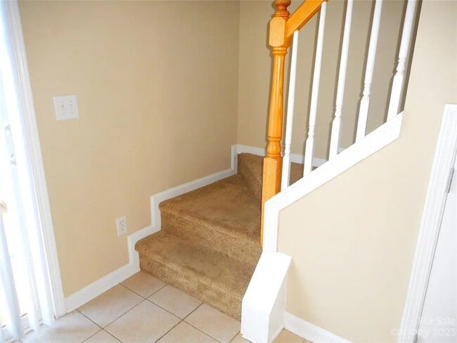 Building Photo - 8419 Chaceview Ct