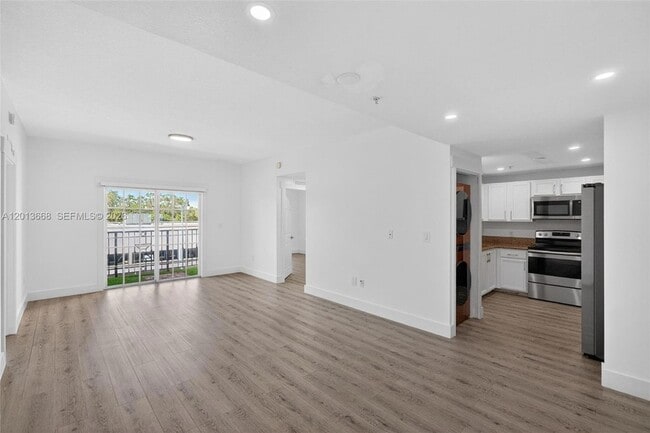 Building Photo - 5271 SW 8th St