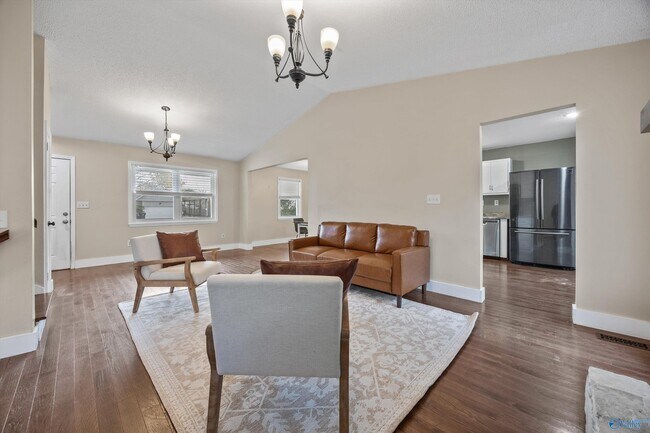 Building Photo - 235 Usher Rd