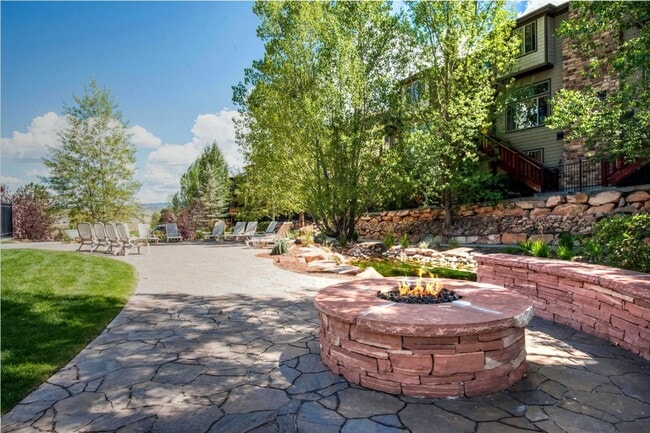 Building Photo - 5501 Lillehammer Ln