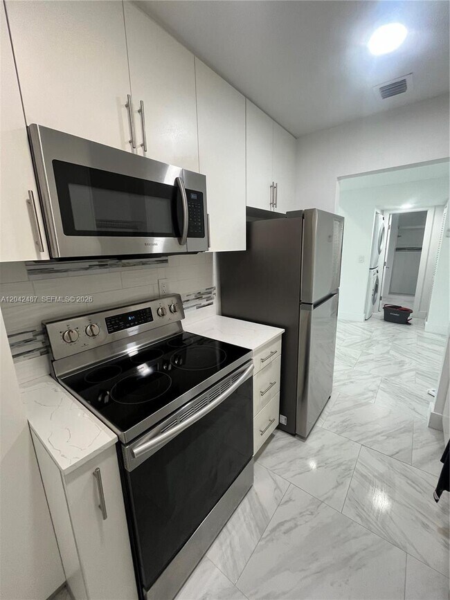 Building Photo - 15560 SW 80th St