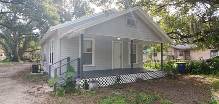 Building Photo - Bartow 3/1 with Large Backyard - Move in R...