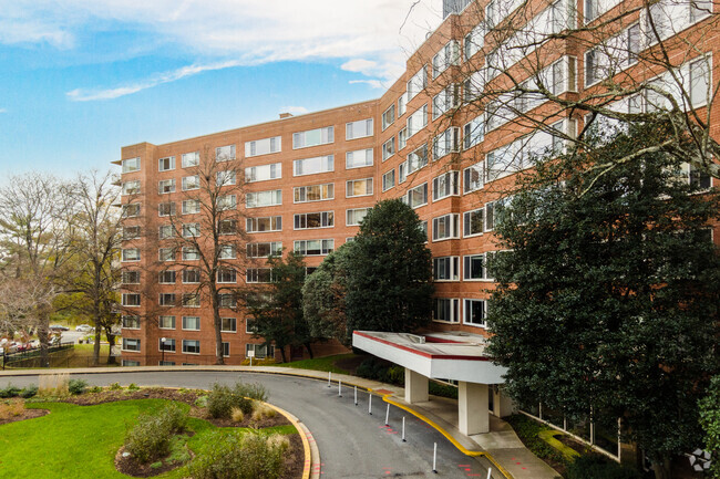4000 Tunlaw Rd NW - Four Thousand Tunlaw