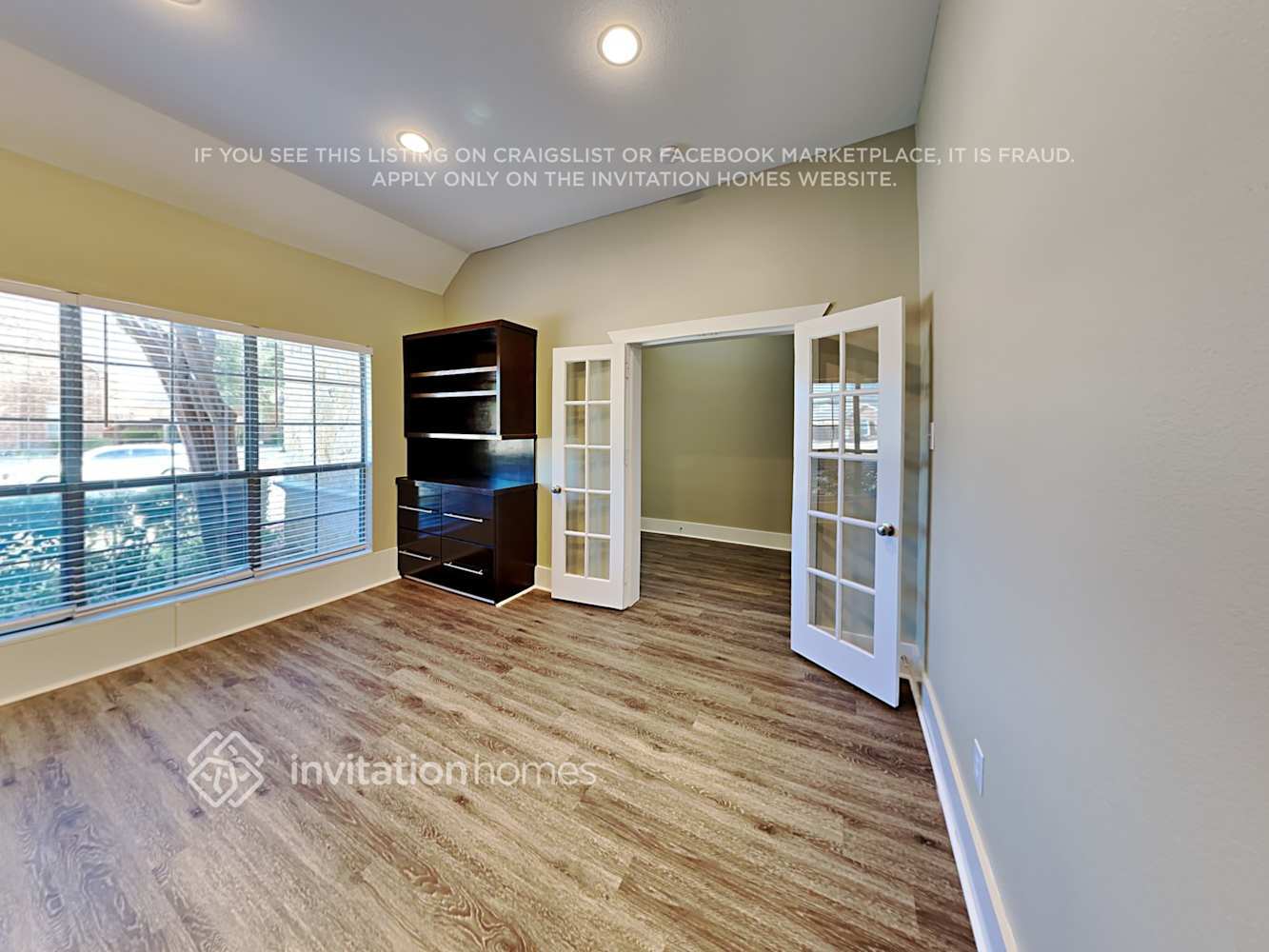 Building Photo - 1006 Eagle Nest Ave