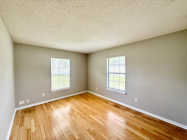 Building Photo - Cute 3/2 Townhome in Winter Park - close t...