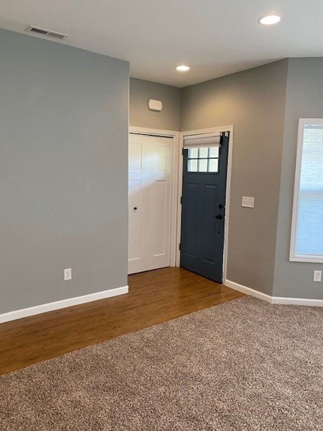 Building Photo - COMING MID-AUGUST Don't miss out on this Charming 3-Bedroom Ranch Home in Crystal Springs – Battl...