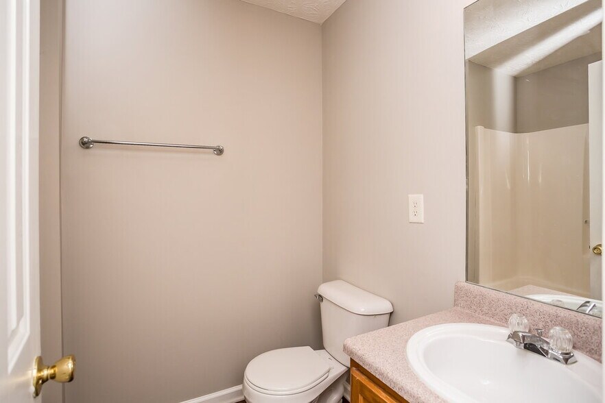 Building Photo - 4085 Mission Way