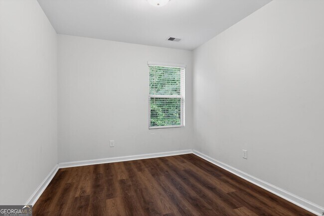 Building Photo - 3122 Meadowstone Ln SW