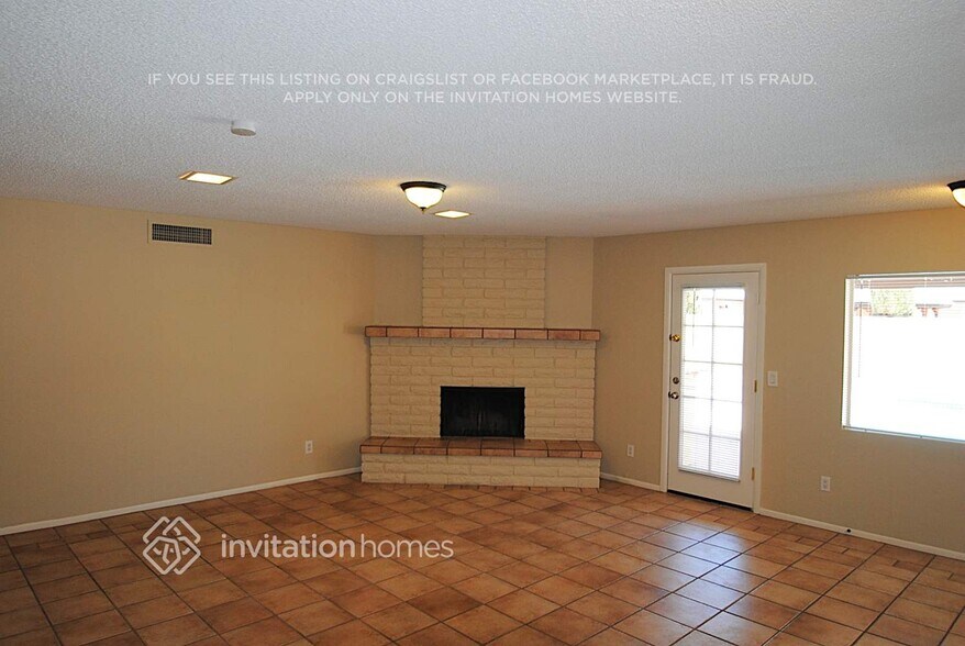 Building Photo - 5216 W Laurie Ln