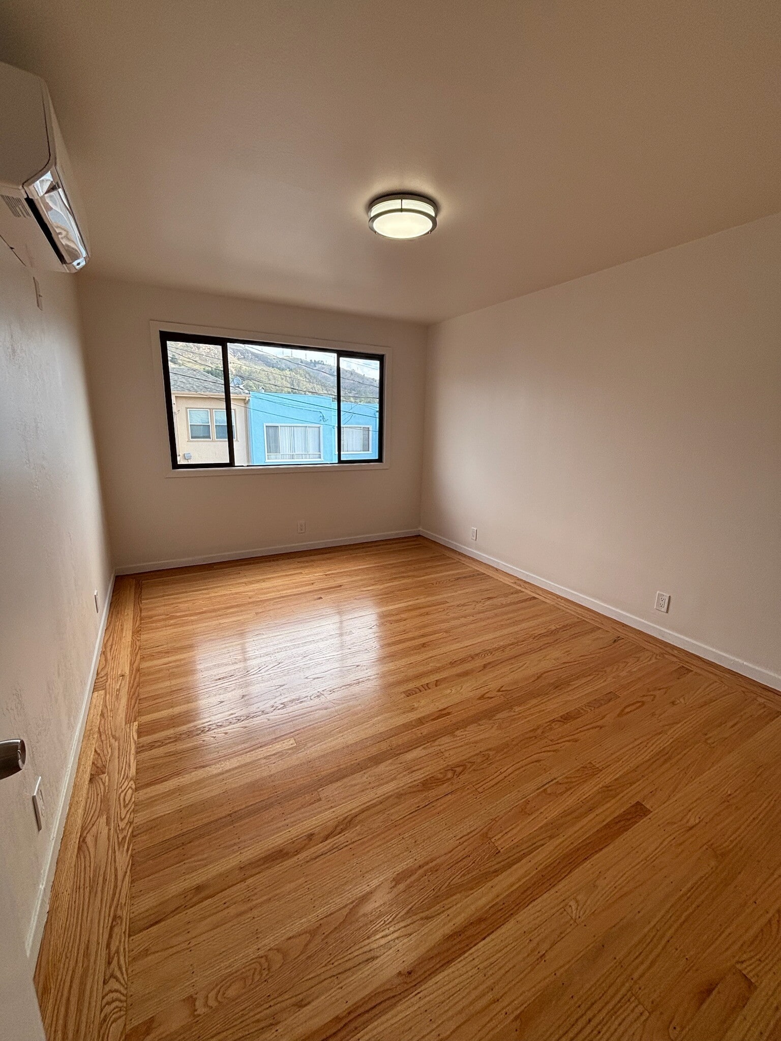 Building Photo - 432 Abbot Ave