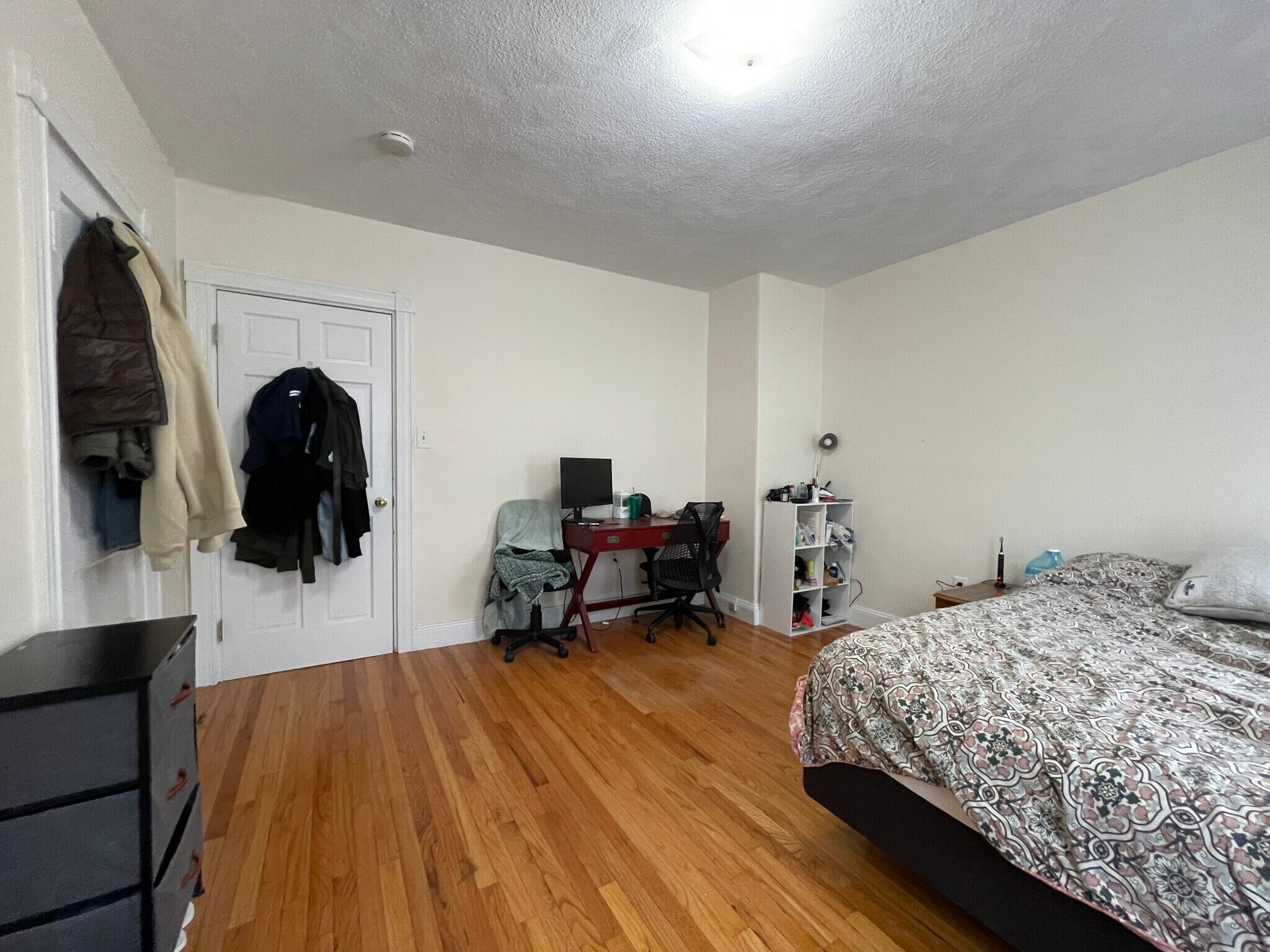 Building Photo - 67 Fairbanks St