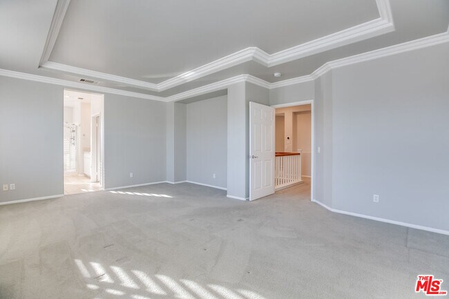 Building Photo - 24040 Dandelion Ln