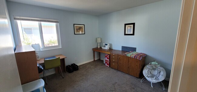 Building Photo - 2373 Dawn Way