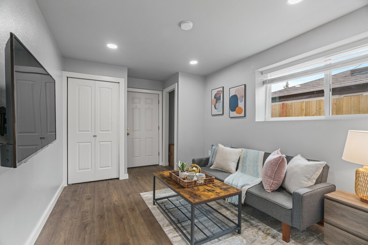 Building Photo - 13352 17th Ave NE