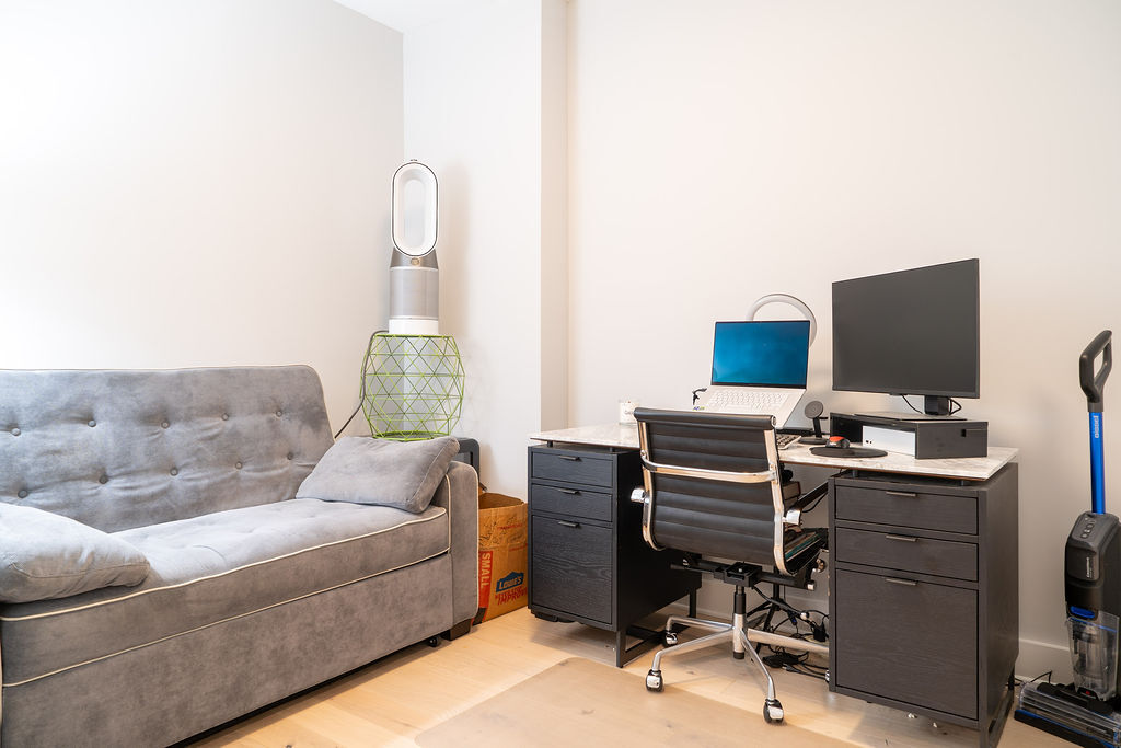 Building Photo - 1211 Van St SE