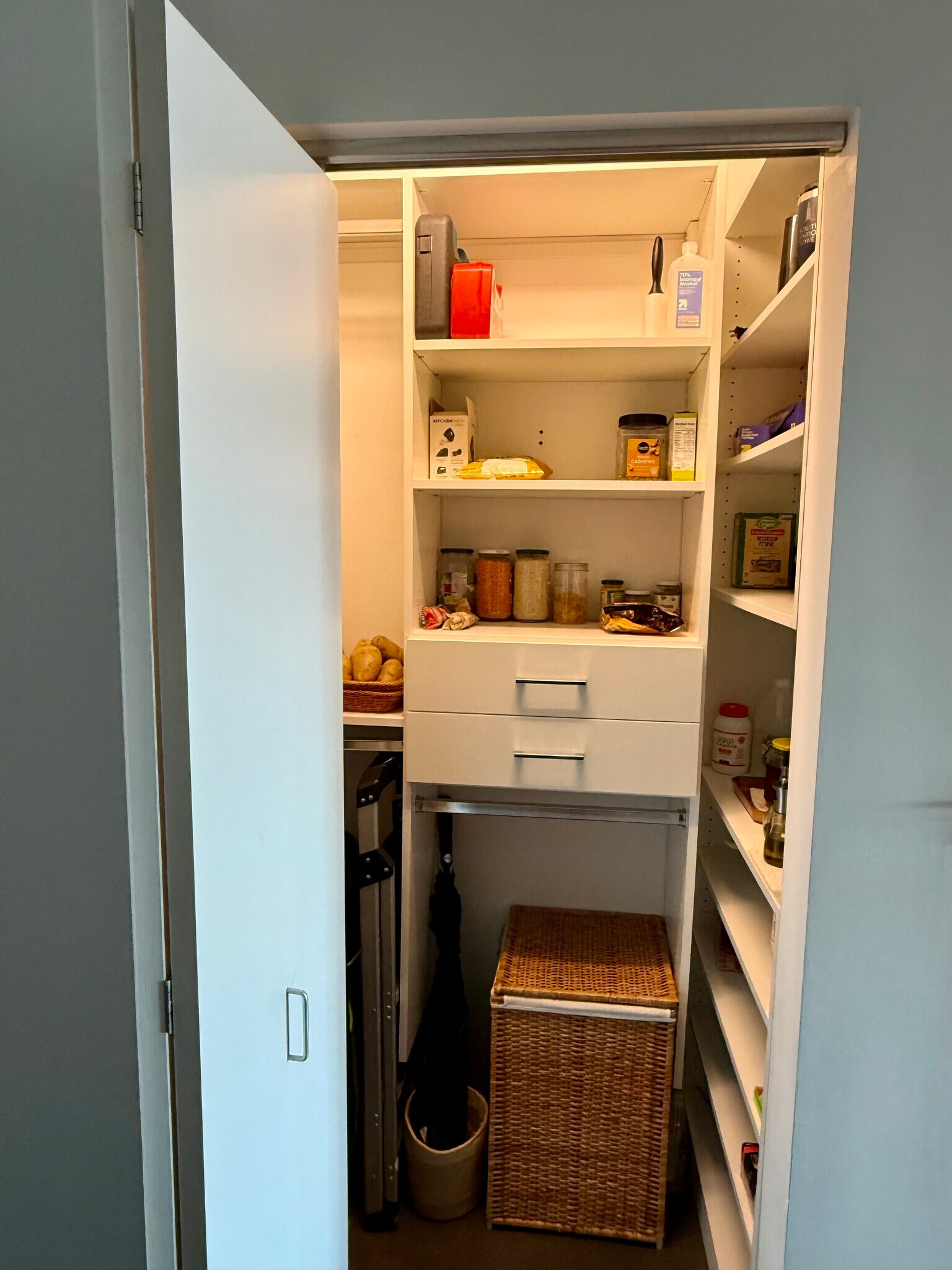 Building Photo - 9 Medford St