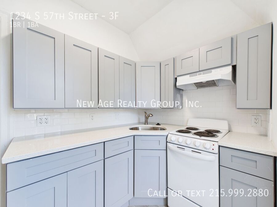 Building Photo - 1234 S 57th St