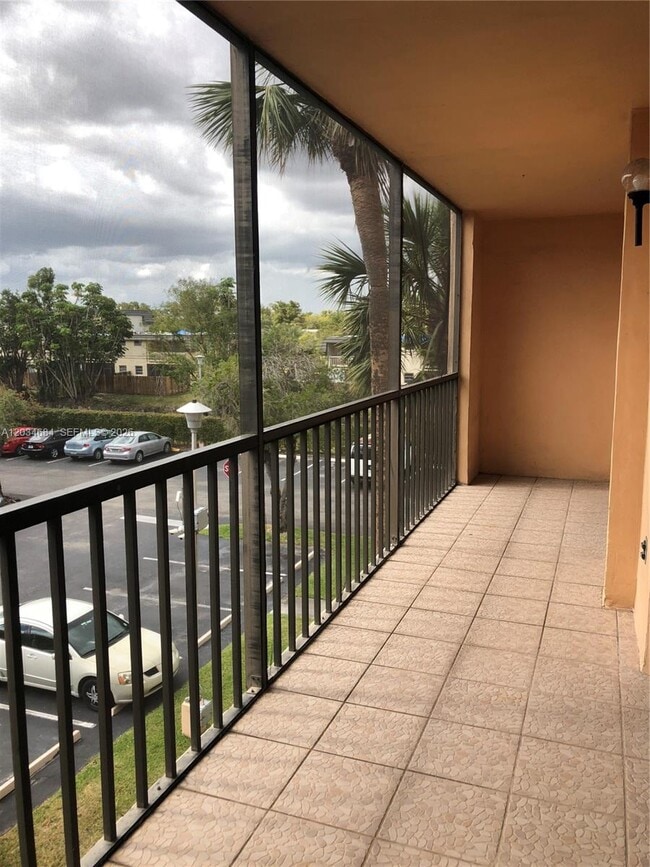 Building Photo - 8400 SW 133rd Avenue Rd