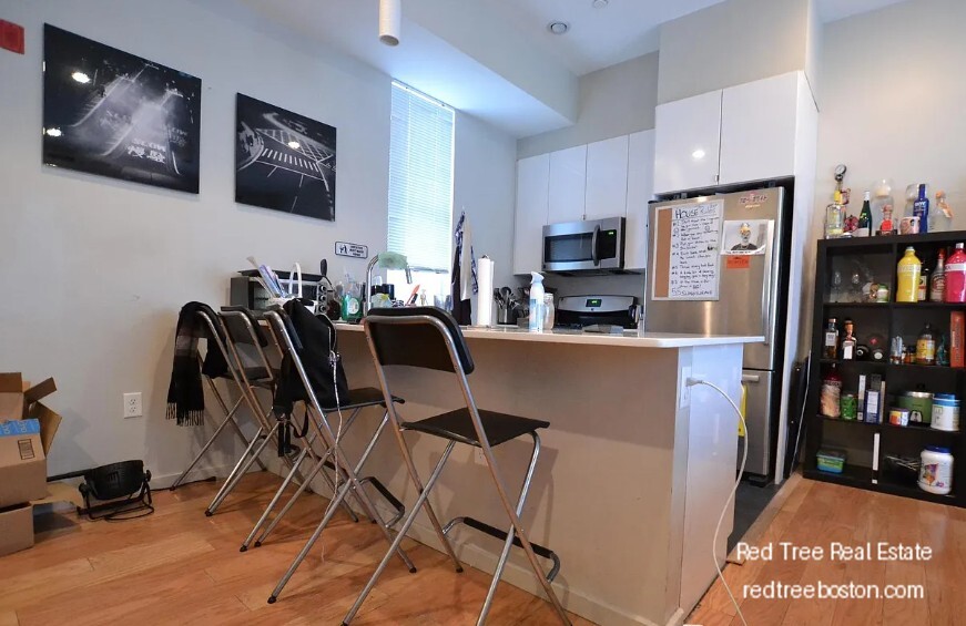 Building Photo - 53 Glenville Ave