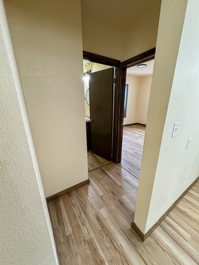 Building Photo - Rustic Farmhouse