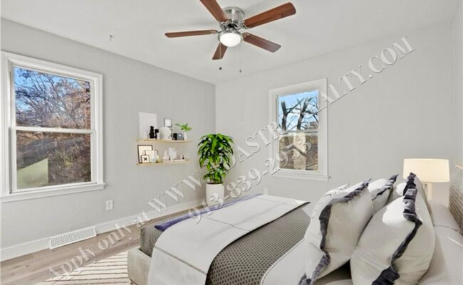 Building Photo - Beautiful Renovated 3 Bed 2.5 Bath Ranch i...