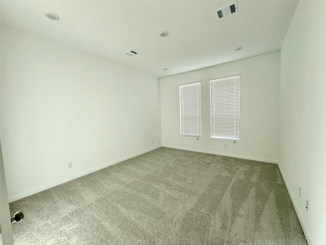 Building Photo - 2419 Hazel Berry St