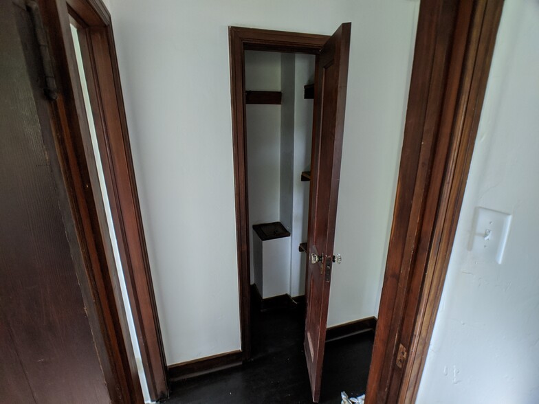 Linen closet in upstairs hallway - 1315 S Norwood Ave