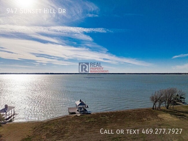 Building Photo - 947 Sunset Hill Dr