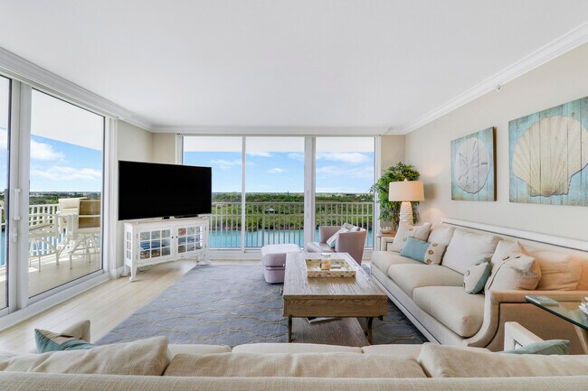 Building Photo - 375 S Beach Rd