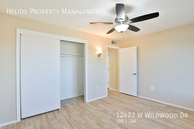 Building Photo - 12427 Wildwood Dr
