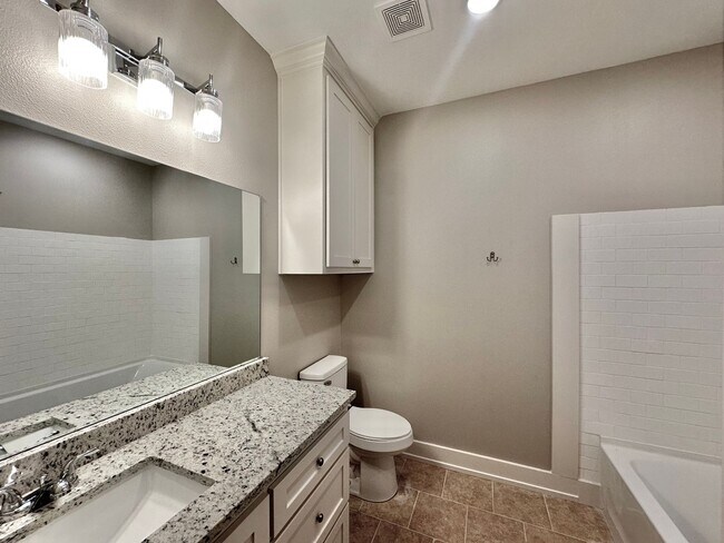 Building Photo - Available Now! New Construction 3 Bed 2 Ba...