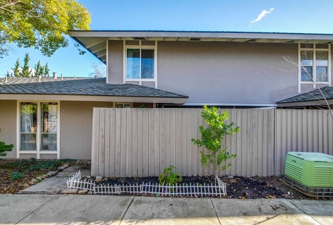 Building Photo - 2-Bed Cupertino Home with Private Yard, In-Unit Laundry, Pool and Clubhouse