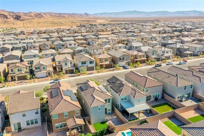 Building Photo - 9858 W Meranto Ave