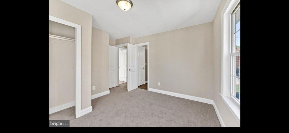 Building Photo - 9209 Chesapeake Ave