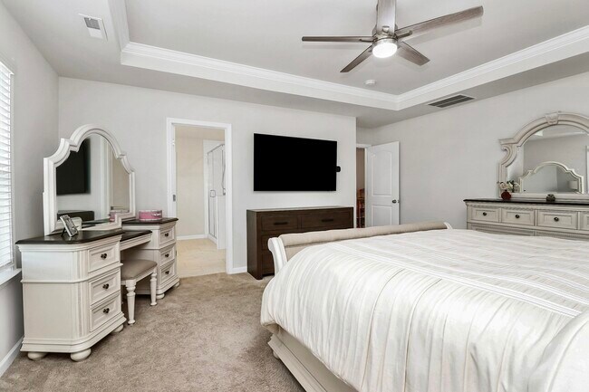 Building Photo - 17022 Carolina Pine Row