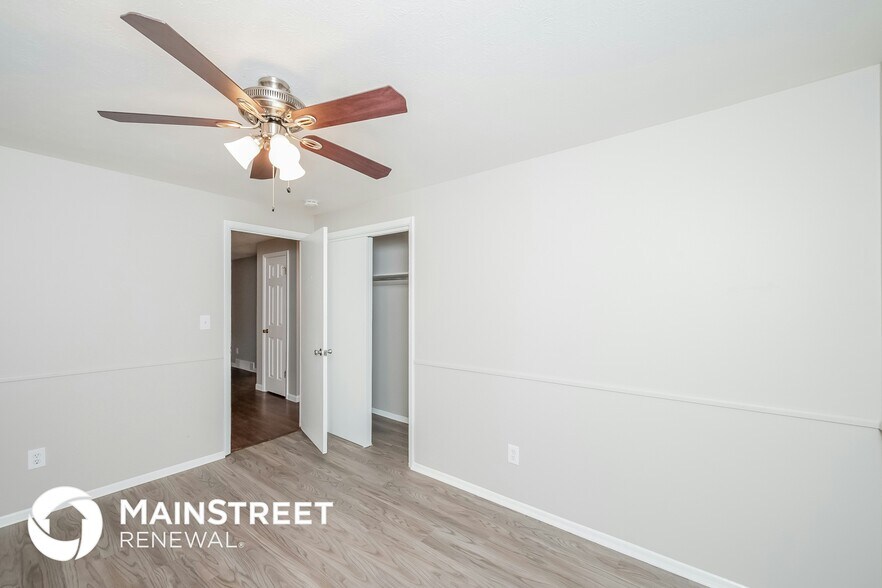 Building Photo - 7471 Teller St