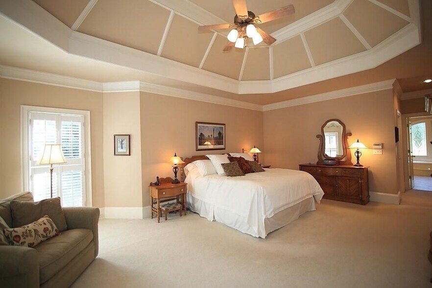 Building Photo - 1710 Sugarloaf Club Dr