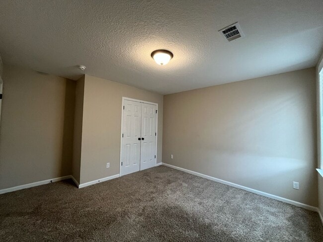 Building Photo - New Home in Smiths Station