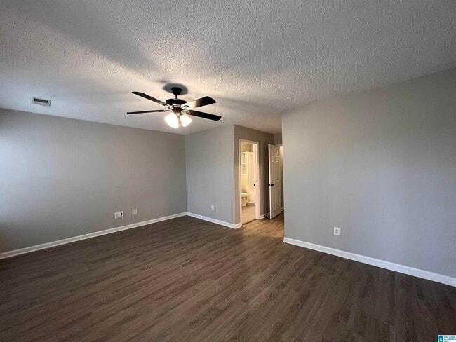 Building Photo - 1648 Savannah Park Ln