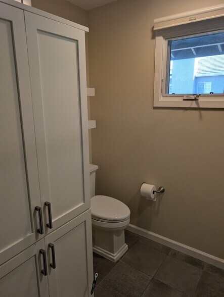 Building Photo - 529 San Benito Ave