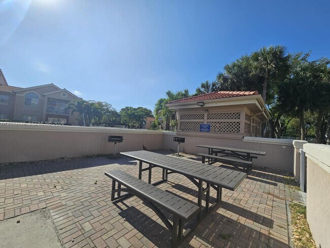 Building Photo - 15771 SW 106th Terrace
