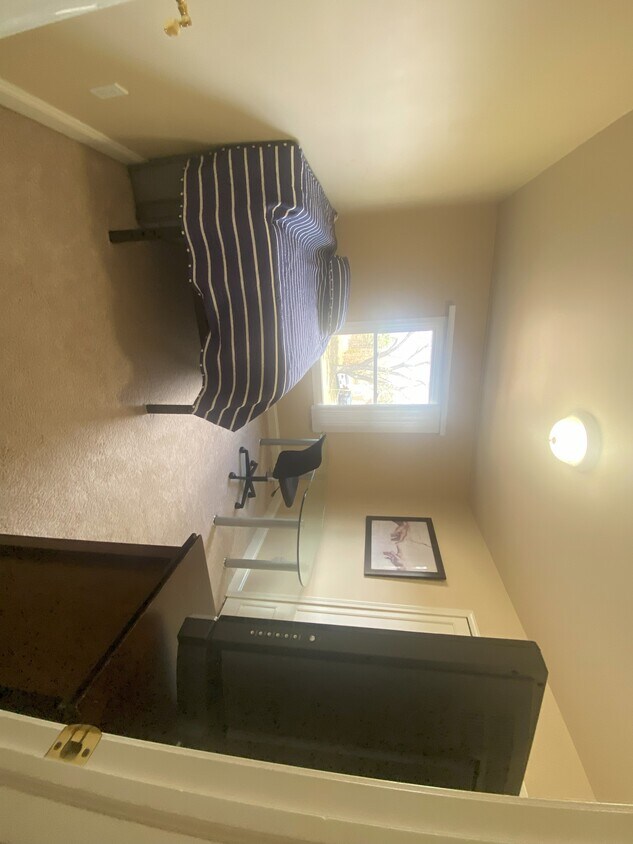 Third bedroom - 5906 Niles Dr