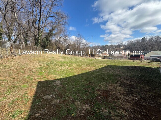 Building Photo - Vinton Mill 613-615