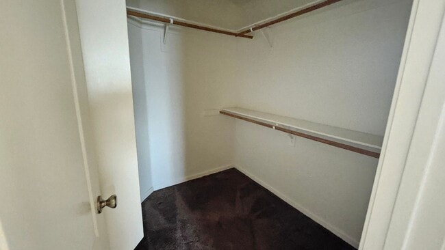 Building Photo - Charming 3-Bedroom, 2-Bath Home with Spacious Layout & Cozy Features