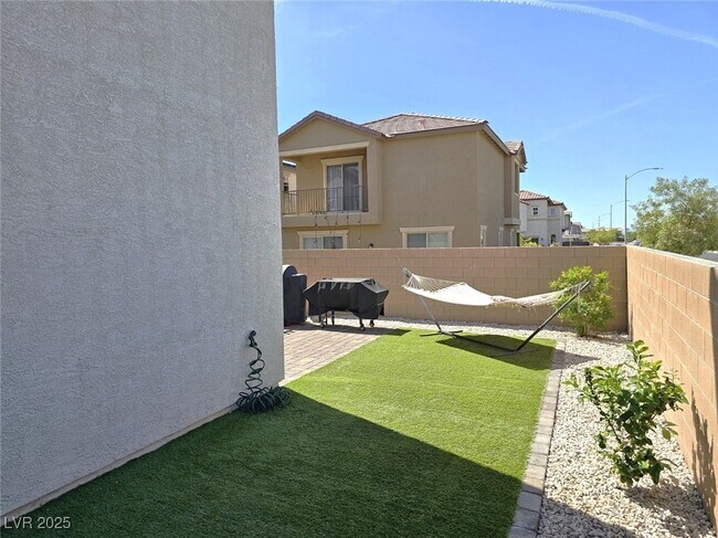Building Photo - 4109 Cloudless Ave